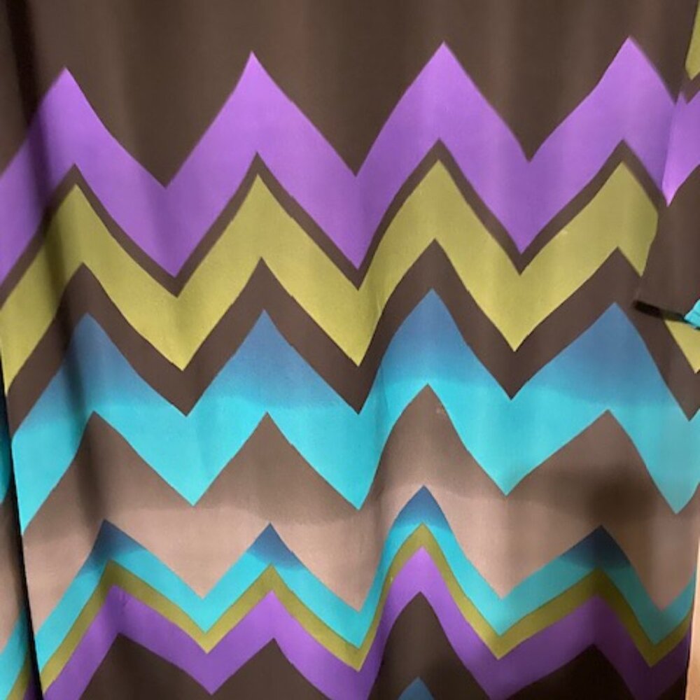 Multi-Colored Chevron Pattern Dress - Picture 2 of 4